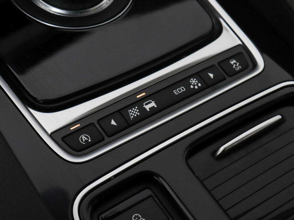 Купить Jaguar F-Pace, 2016, 117 358 км, фото №17