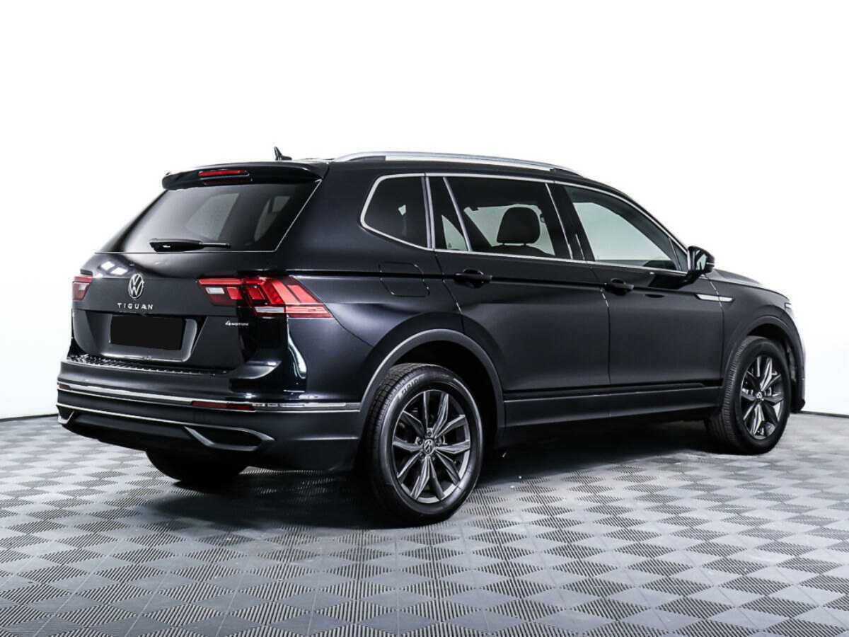 Купить Volkswagen Tiguan, 2022, 5 143 км, фото №4