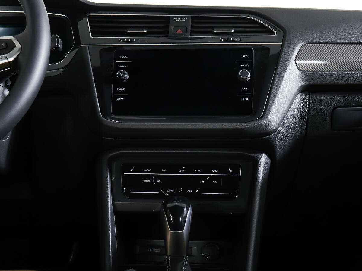 Купить Volkswagen Tiguan, 2022, 5 143 км, фото №11