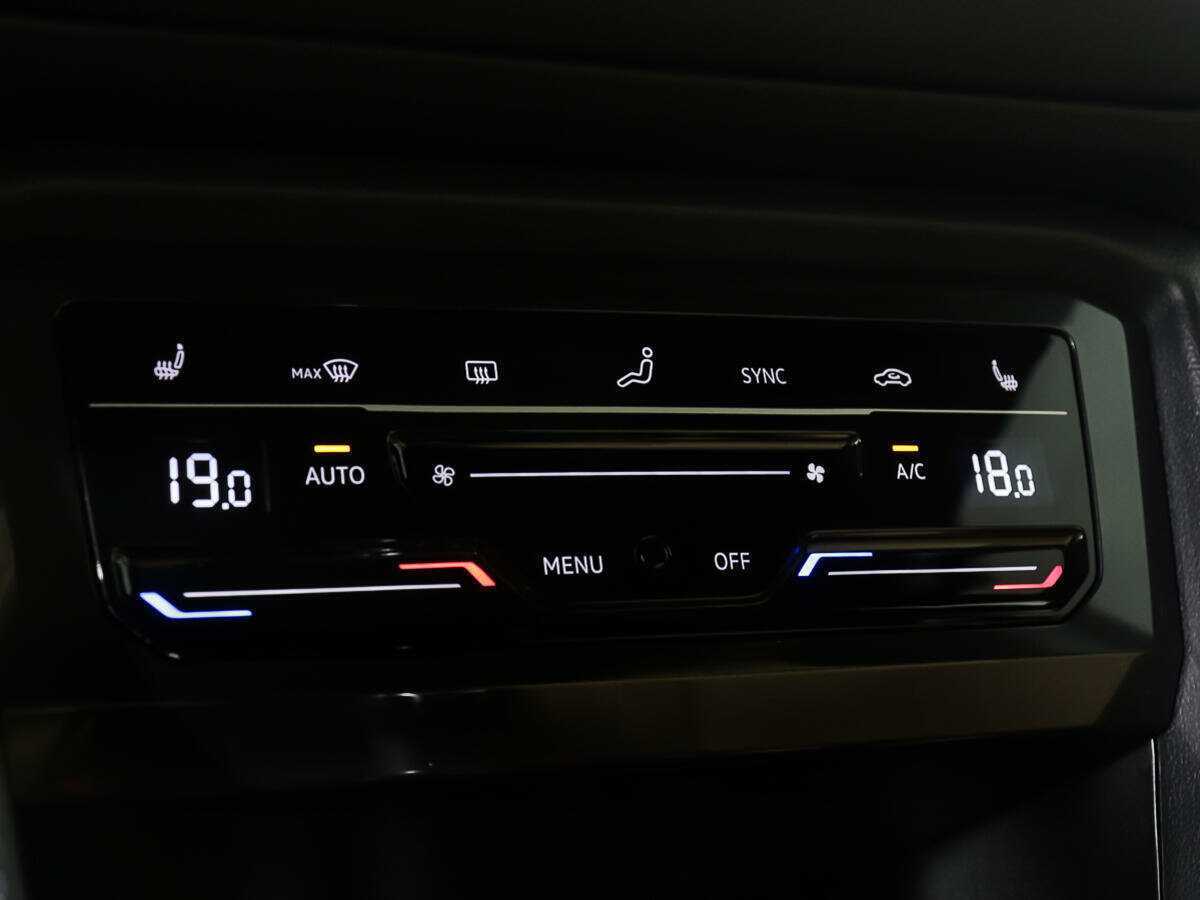 Купить Volkswagen Tiguan, 2022, 5 143 км, фото №19