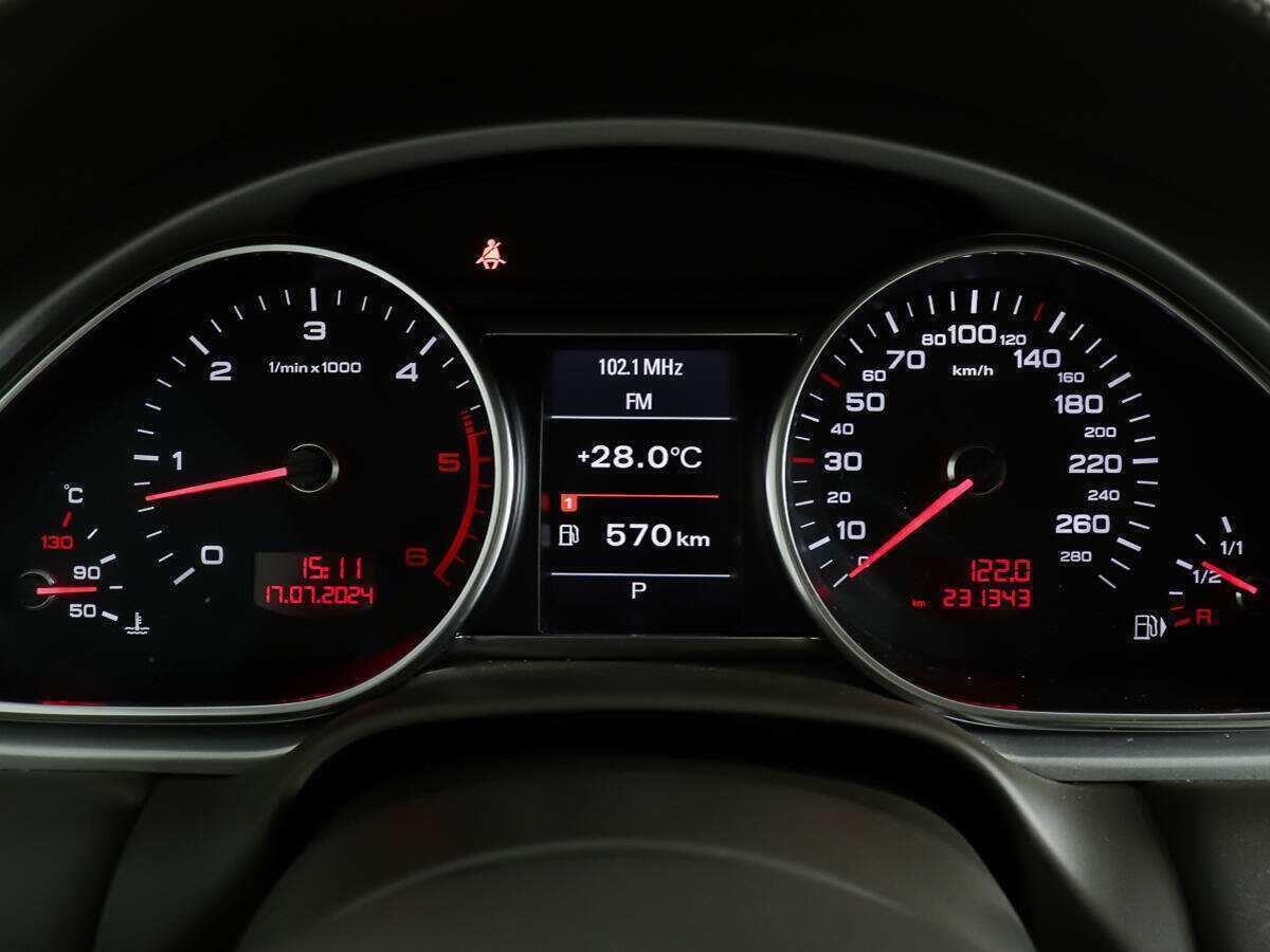 Купить Audi Q7, 2010, 231 342 км, фото №16