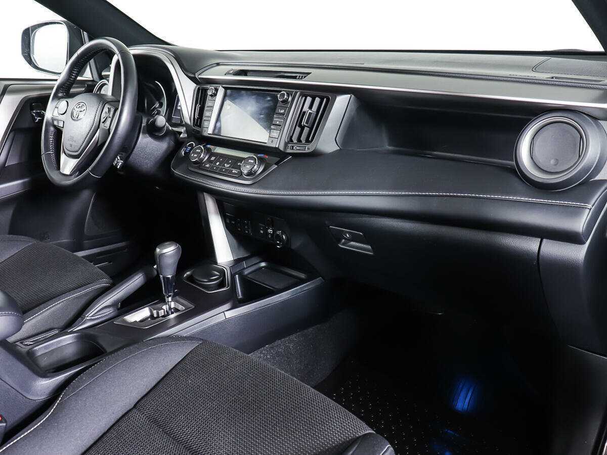 Купить Toyota RAV4, 2018, 48 714 км, фото №8