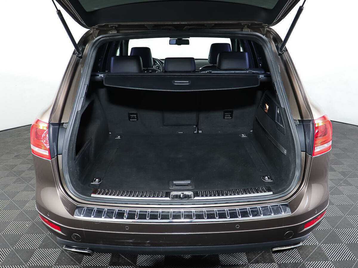 Купить Volkswagen Touareg, 2011, 137 400 км, фото №10
