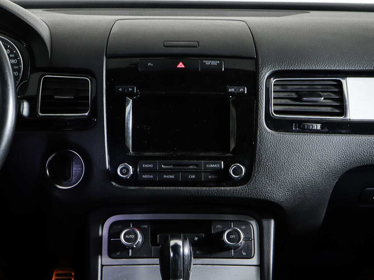 Купить Volkswagen Touareg, 2011, 137 400 км, фото №14