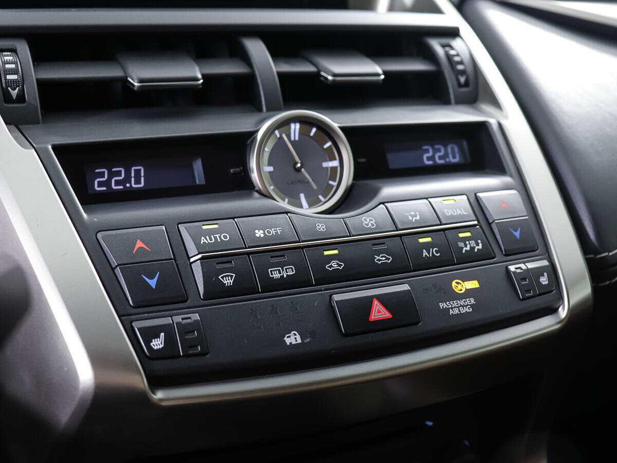 Купить Lexus NX 200t, 2016, 58 907 км, фото №18