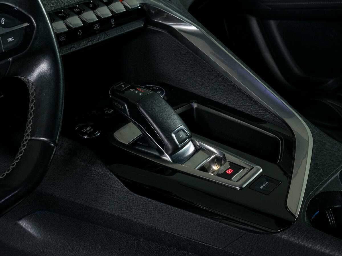 Купить Peugeot 3008, 2018, 89 133 км, фото №13