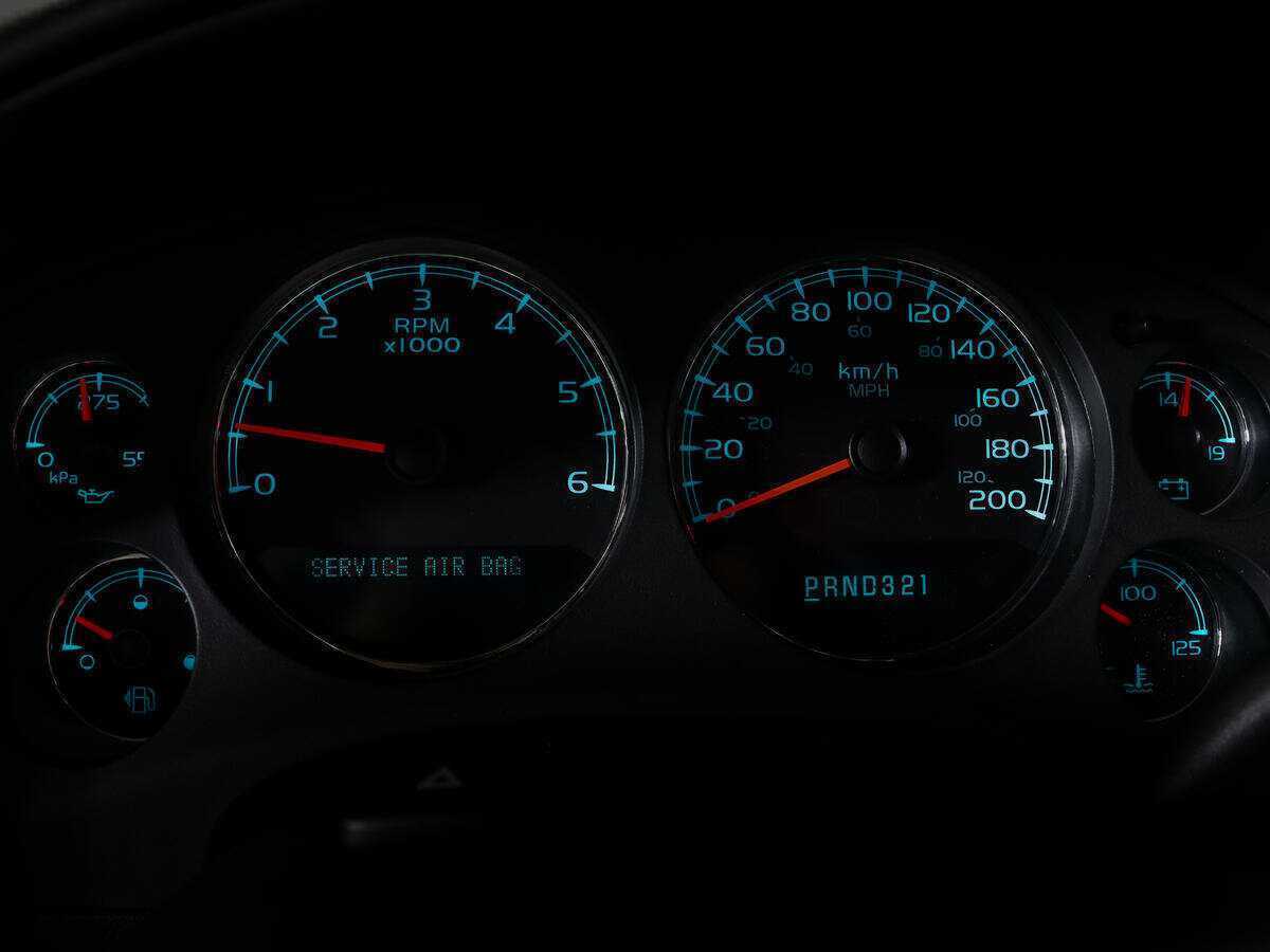 Купить Chevrolet Tahoe, 2008, 341 982 км, фото №9