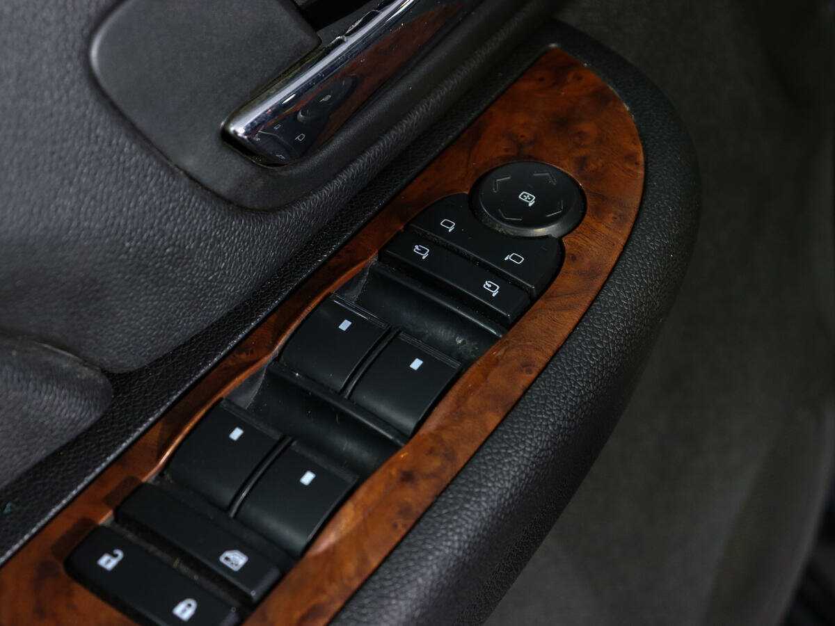 Купить Chevrolet Tahoe, 2008, 341 982 км, фото №17