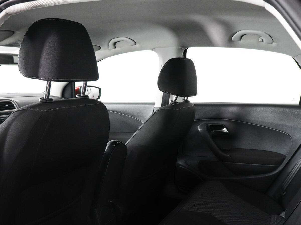 Купить Volkswagen Polo, 2015, 112 415 км, фото №8