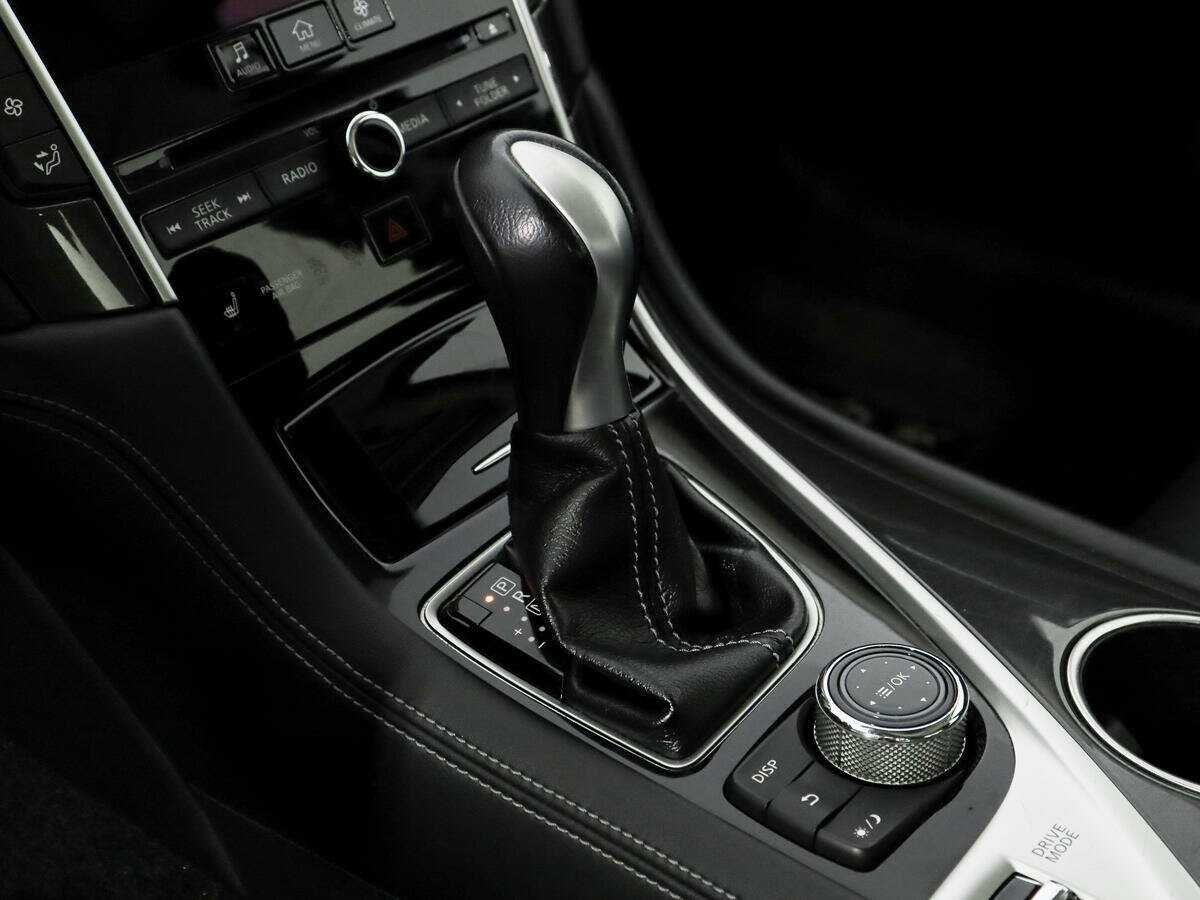 Купить Infiniti Q50, 2015, 97 313 км, фото №10