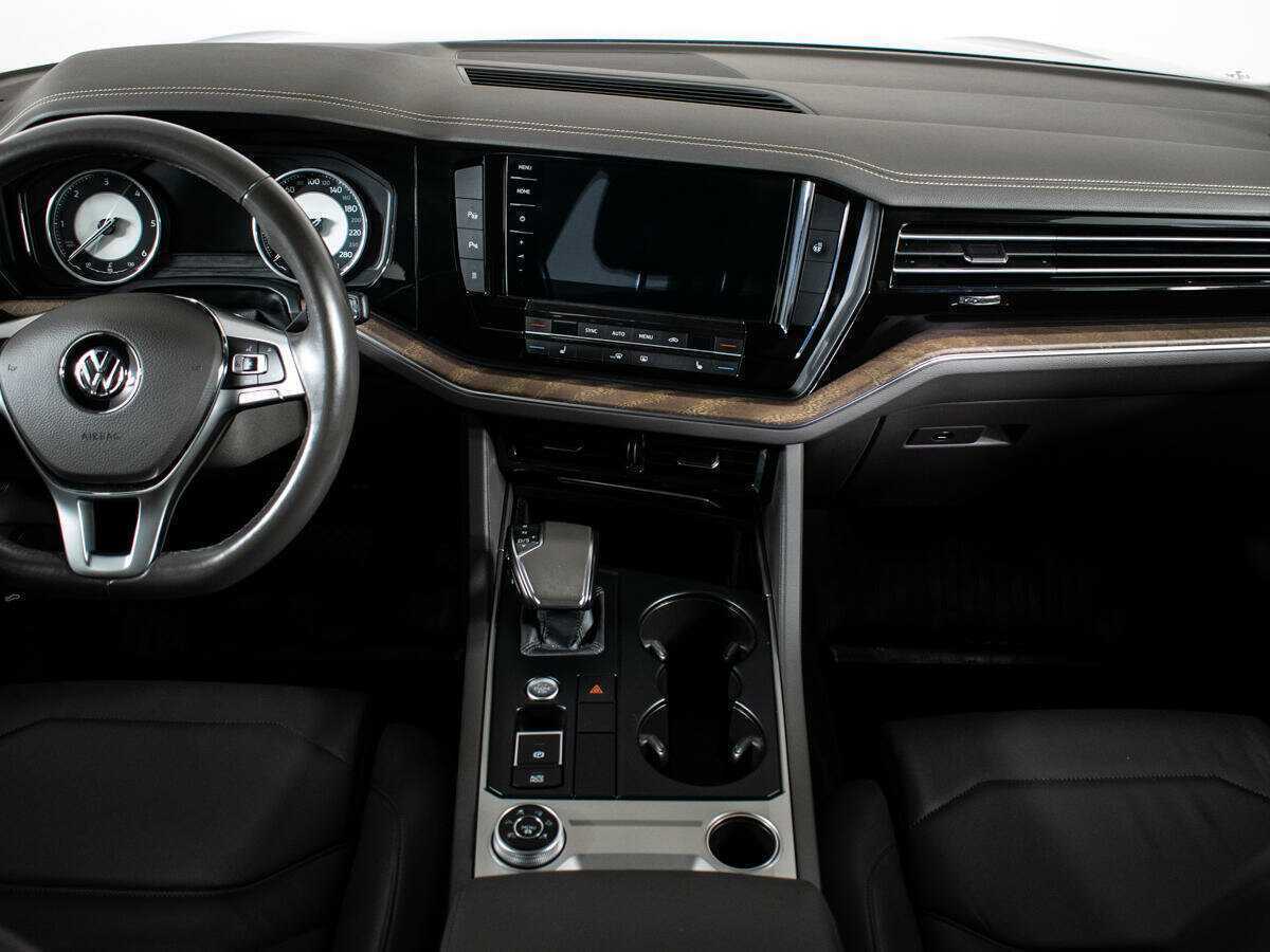 Купить Volkswagen Touareg, 2019, 143 645 км, фото №12