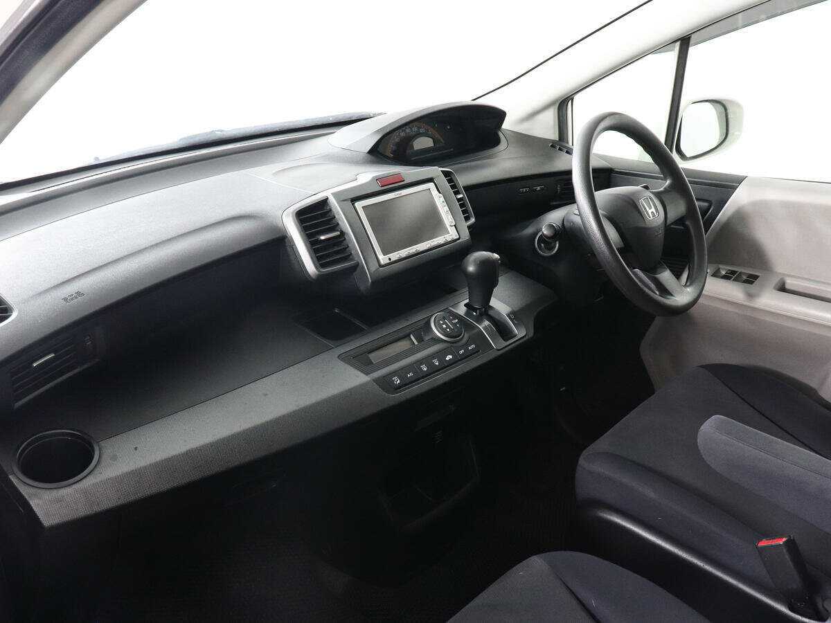 Купить Honda Freed, 2009, 103 727 км, фото №8