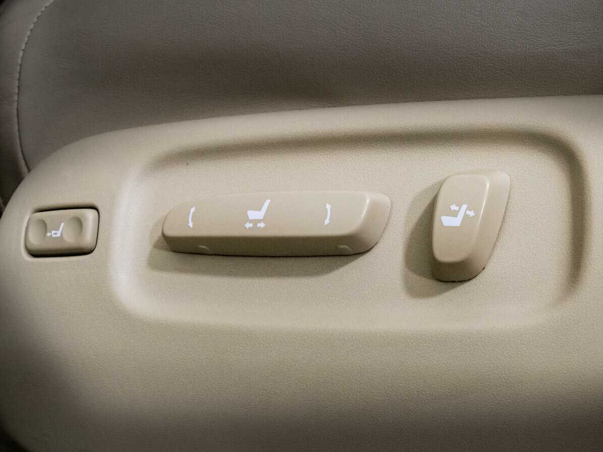 Купить Lexus LX 570, 2008, 173 277 км, фото №27