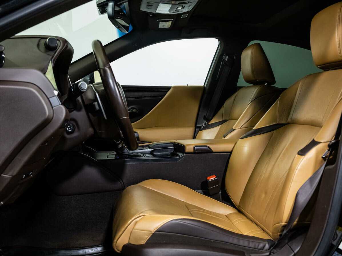 Купить Lexus ES 250, 2019, 77 931 км, фото №25