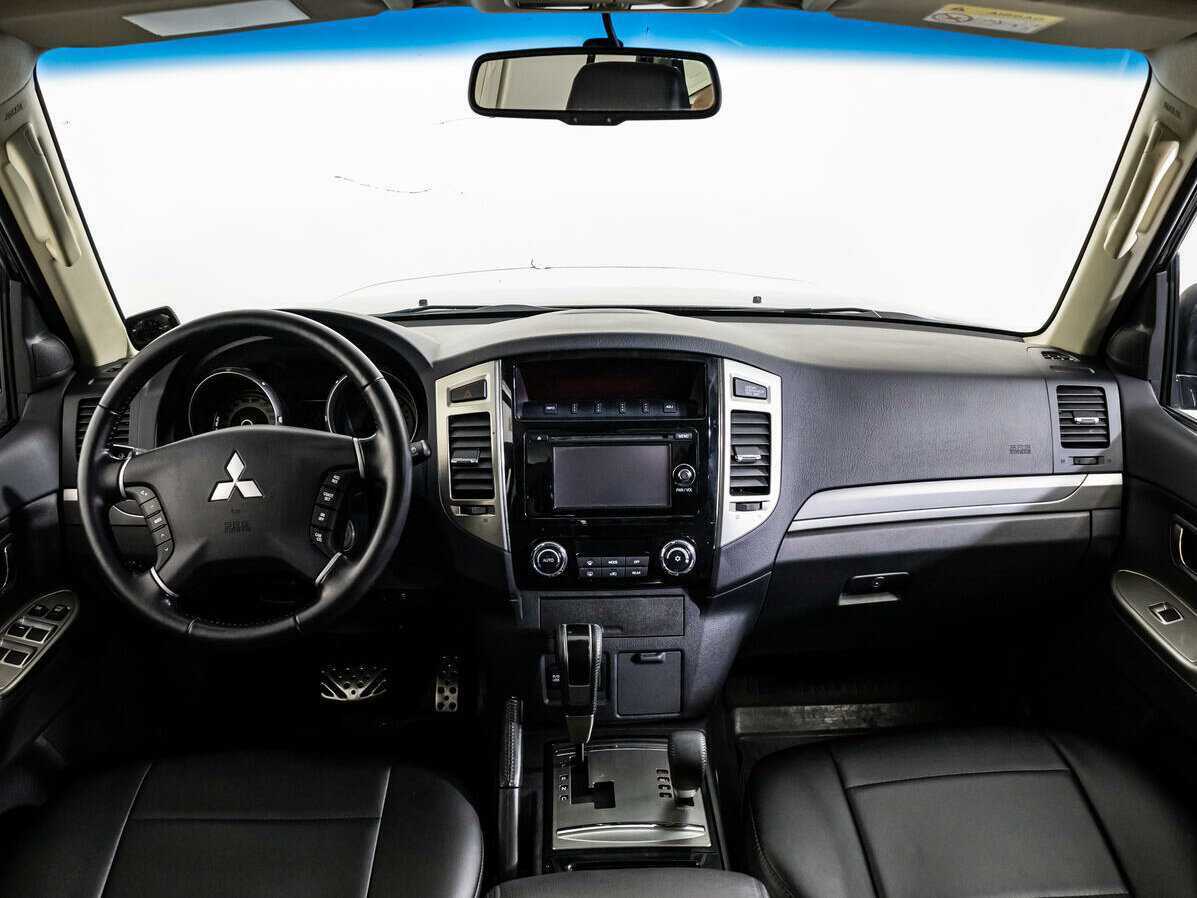 Купить Mitsubishi Pajero, 2015, 128 753 км, фото №12