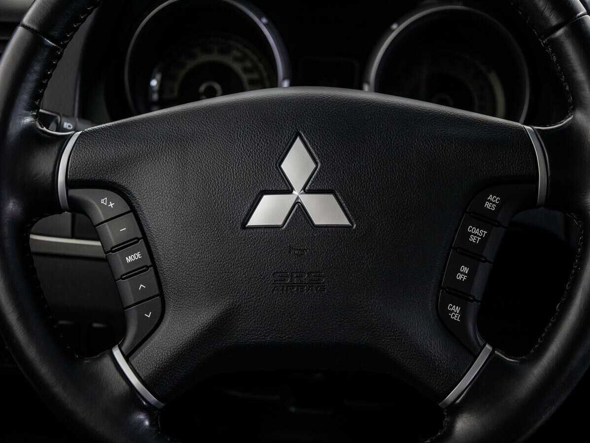 Купить Mitsubishi Pajero, 2015, 128 753 км, фото №19