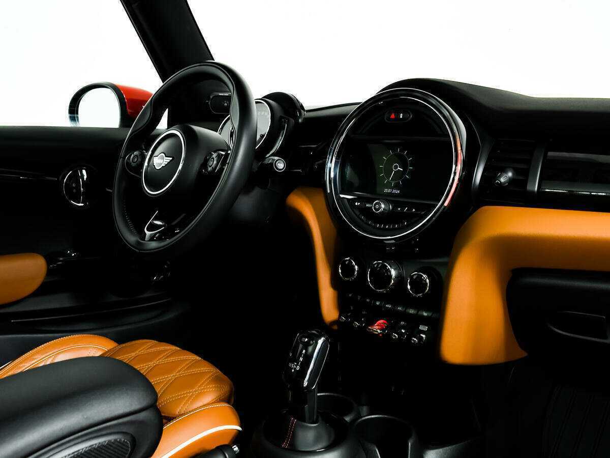 Купить Mini Hatch JCW John Cooper Works, 2019, 56 272 км, фото №9