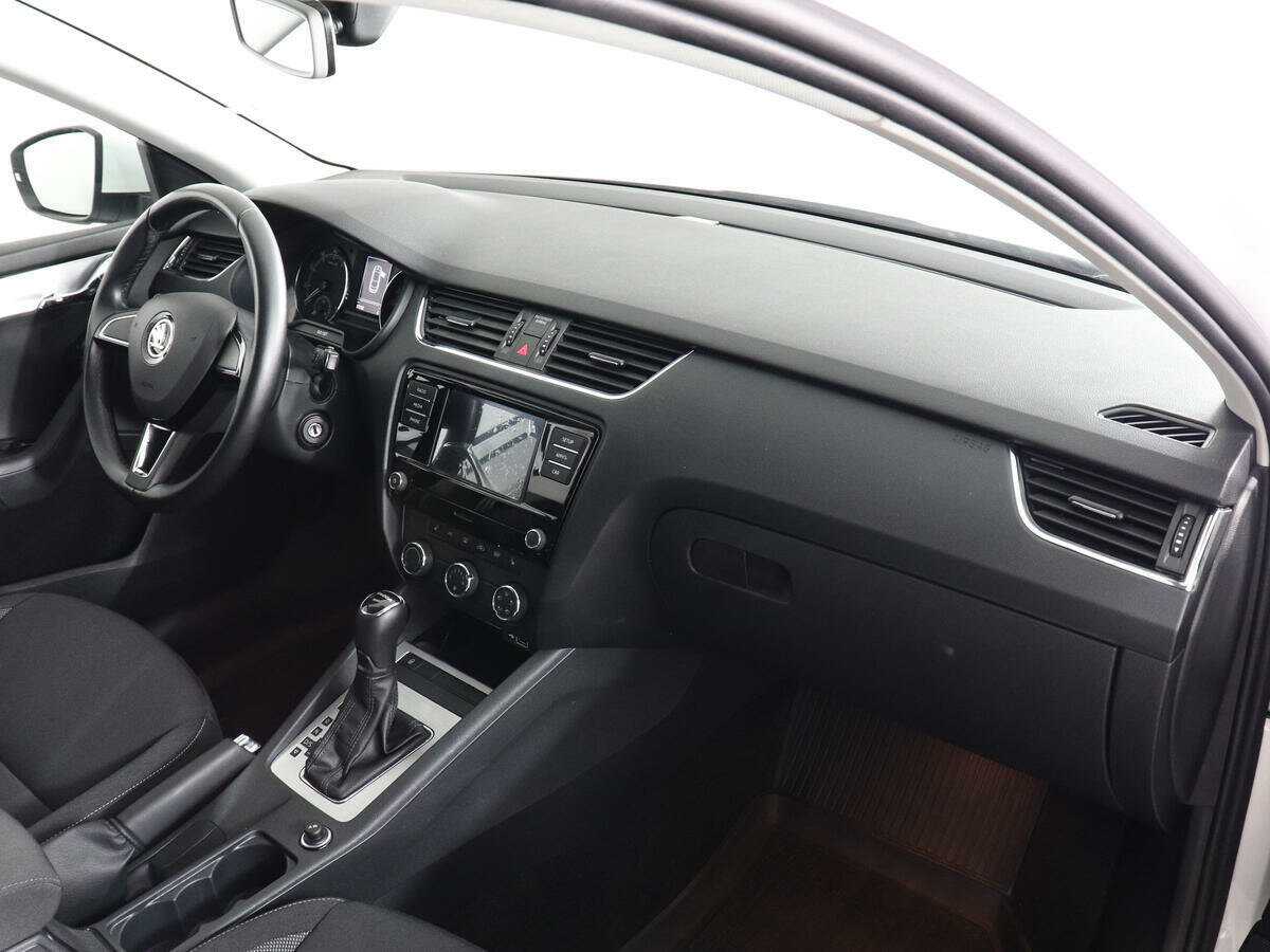 Купить Skoda Octavia, 2019, 37 289 км, фото №10