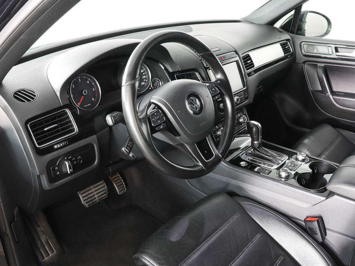 Купить Volkswagen Touareg, 2017, 209 541 км, фото №5