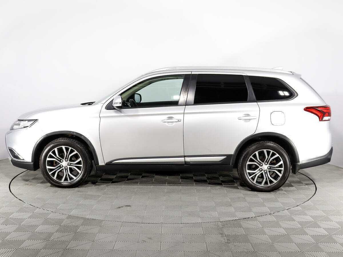Купить Mitsubishi Outlander, 2017, 153 940 км, фото №4