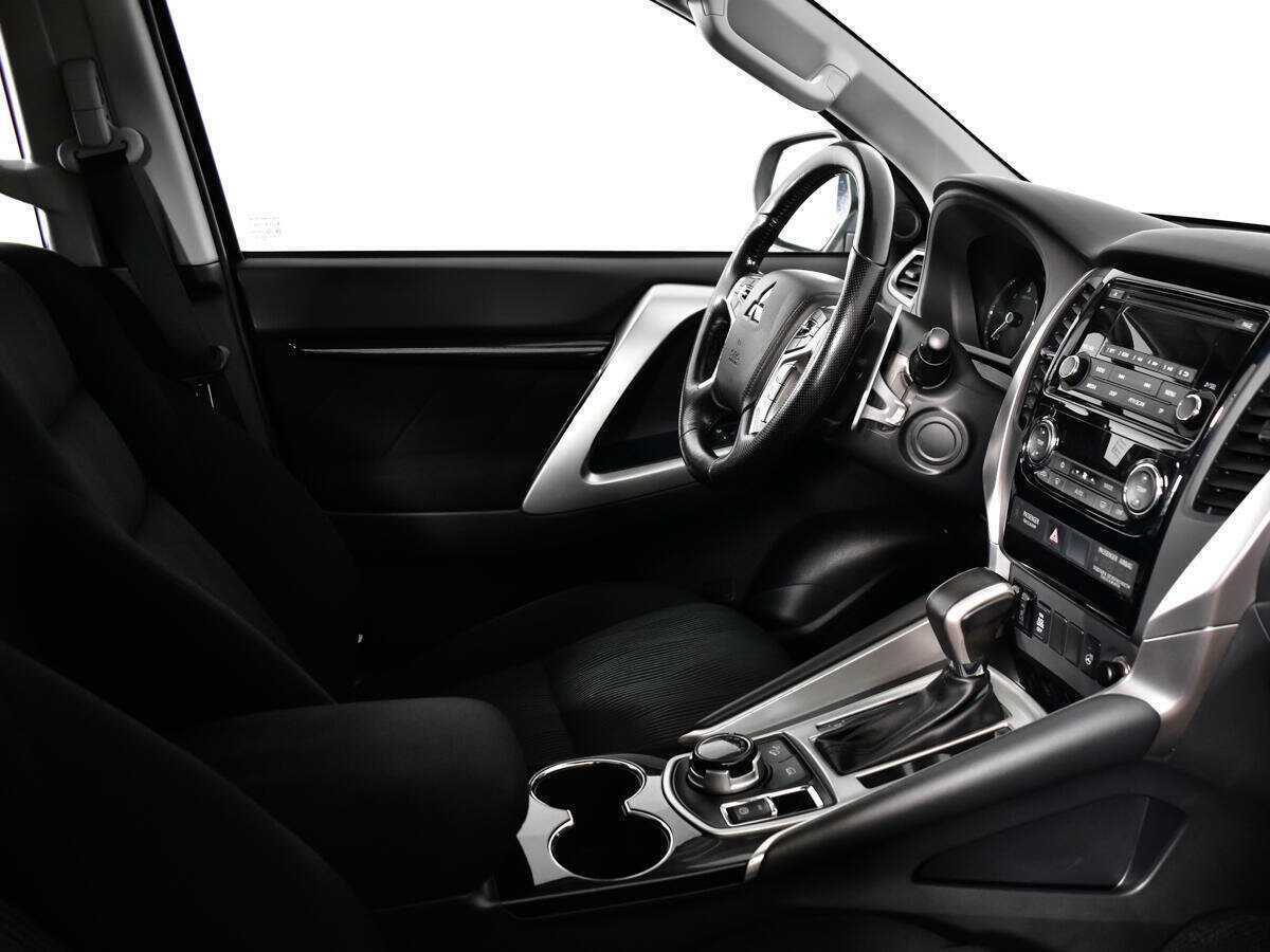 Купить Mitsubishi Pajero Sport, 2019, 43 437 км, фото №9
