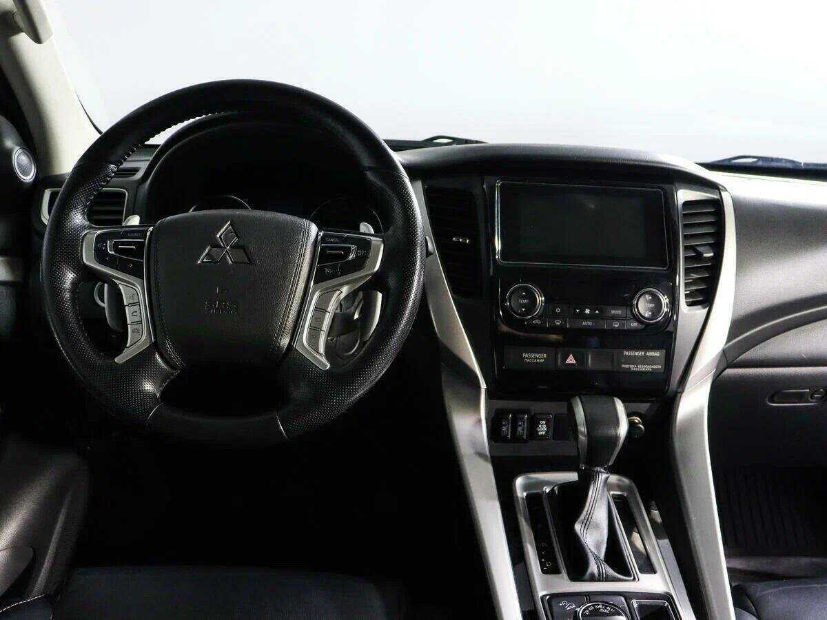 Купить Mitsubishi Pajero Sport, 2017, 129 510 км, фото №10