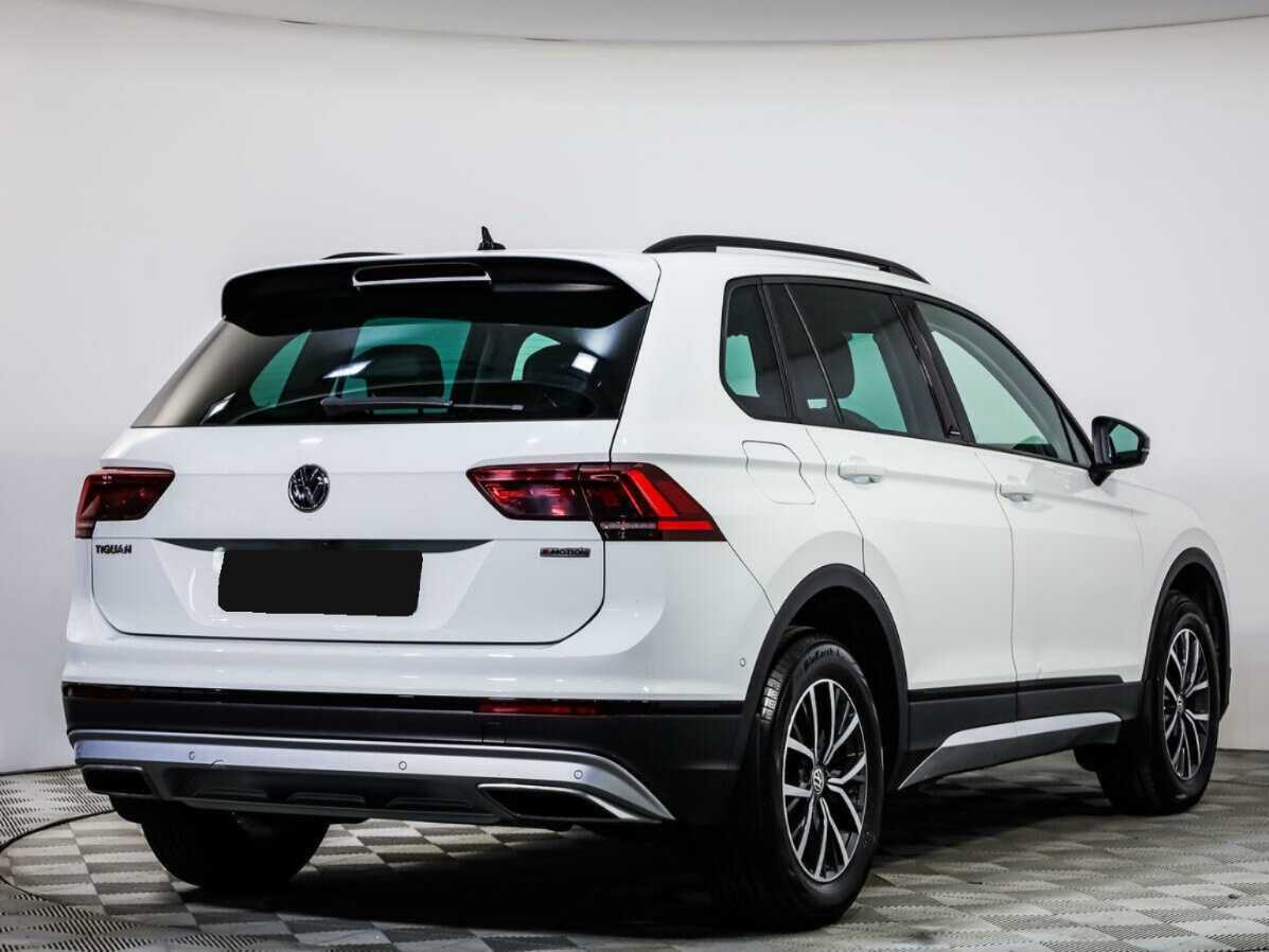 Купить Volkswagen Tiguan, 2019, 8 211 км, фото №4