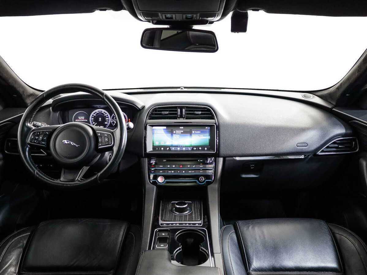 Купить Jaguar F-Pace, 2016, 136 616 км, фото №10