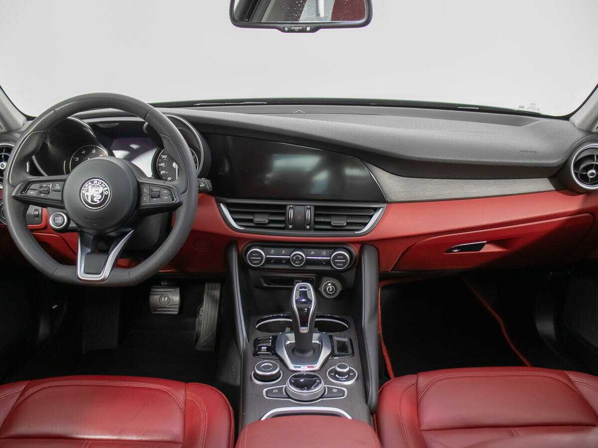 Купить Alfa Romeo Giulia, 2021, 39 706 км, фото №13