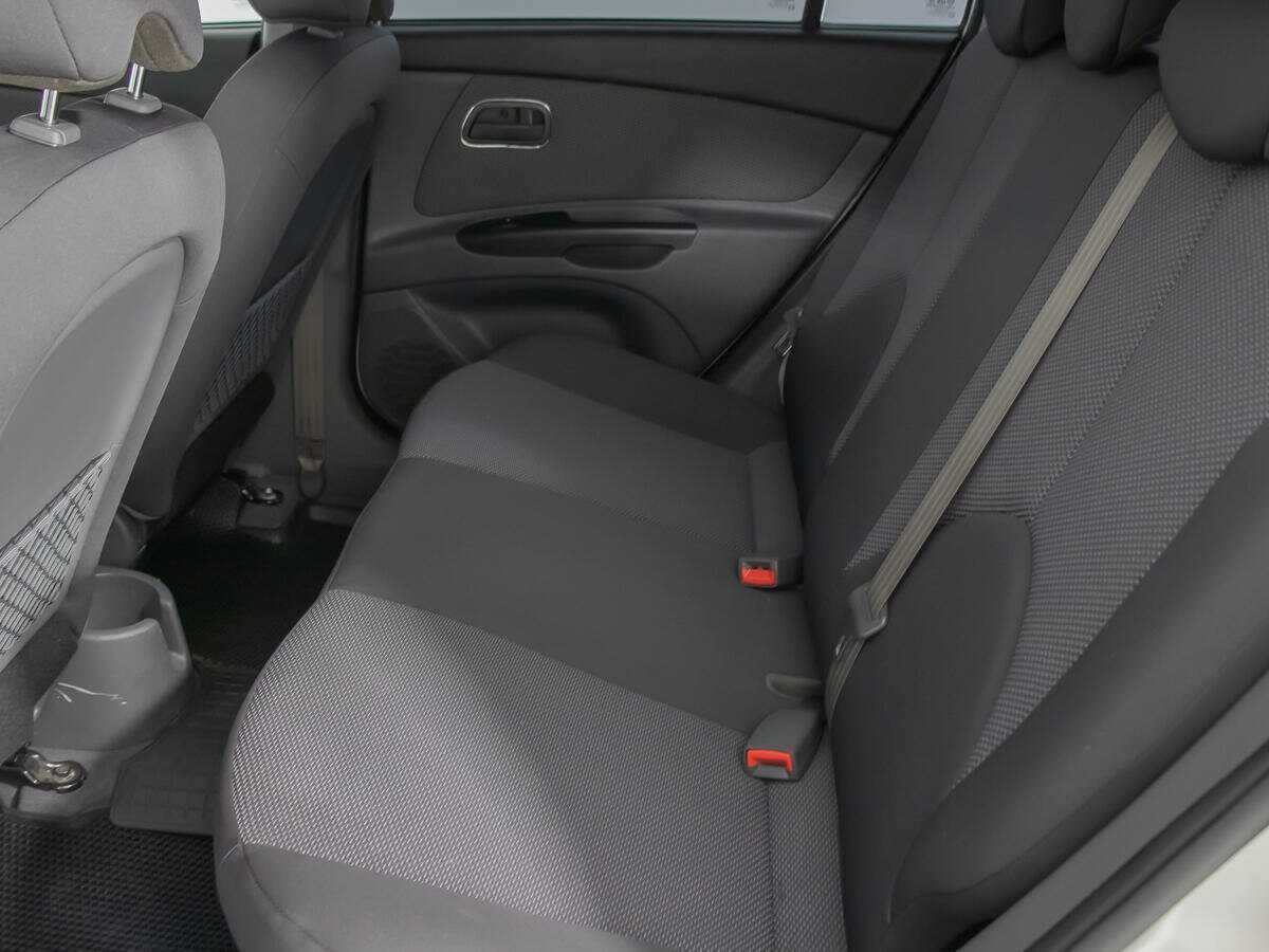 Купить Kia Rio, 2011, 82 845 км, фото №11