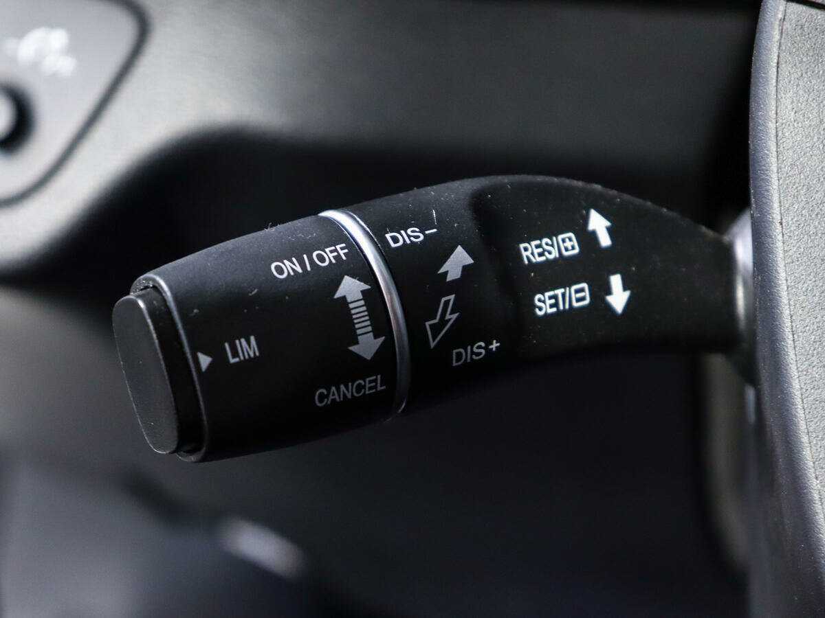 Купить Hongqi H5, 2022, 64 км, фото №23