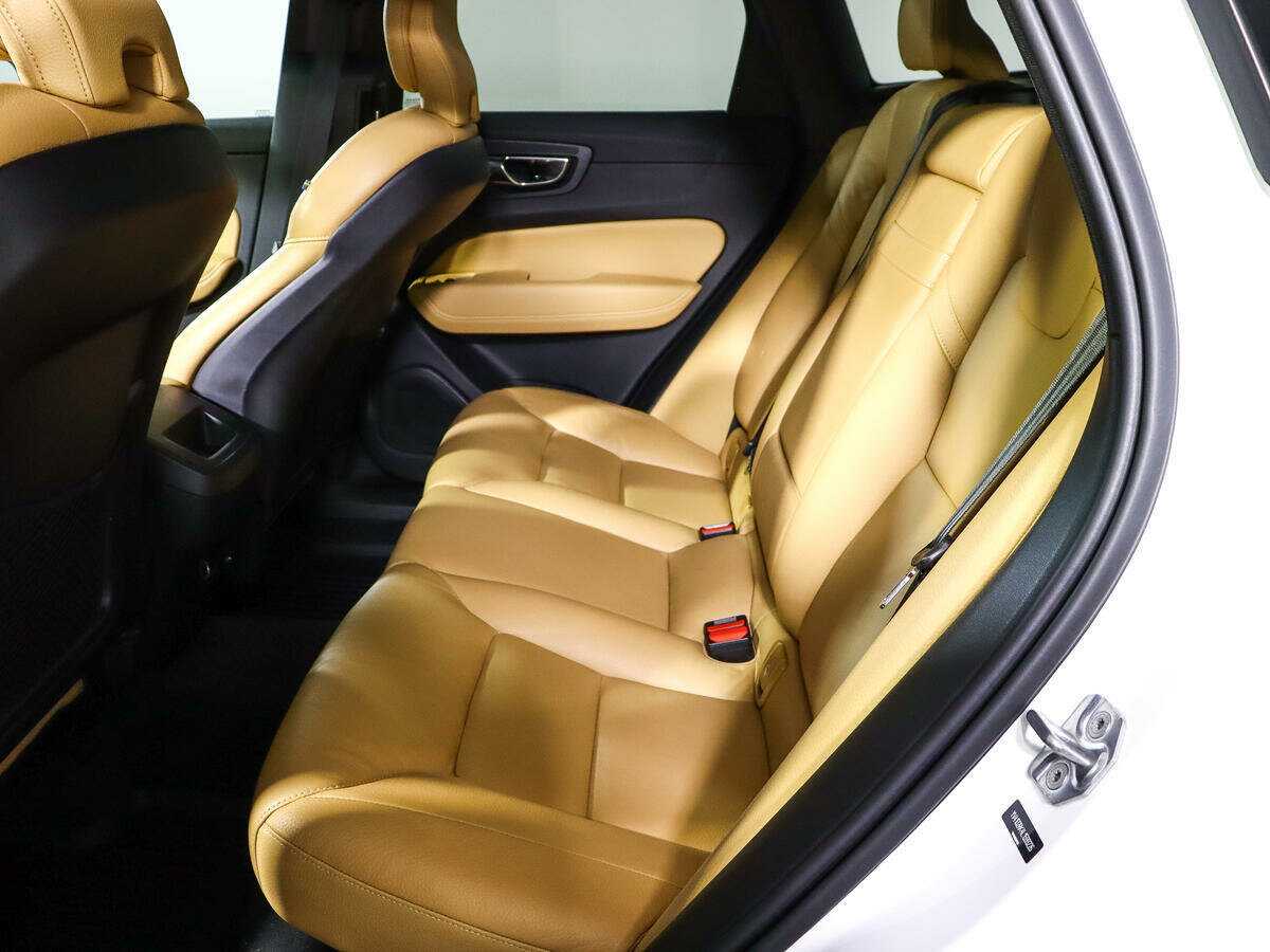 Купить Volvo XC60, 2020, 81 930 км, фото №10