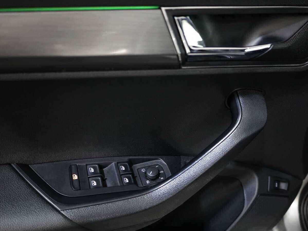 Купить Skoda Karoq, 2021, 70 750 км, фото №20