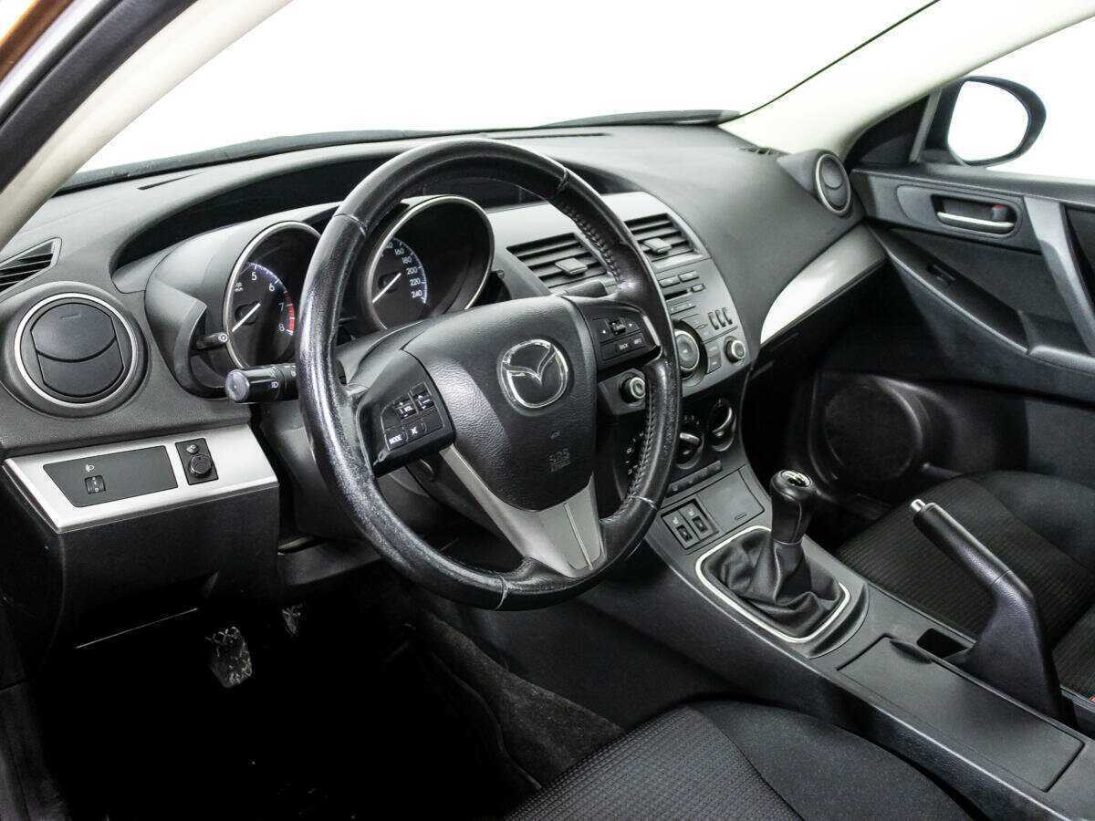Купить Mazda 3, 2011, 161 612 км, фото №11