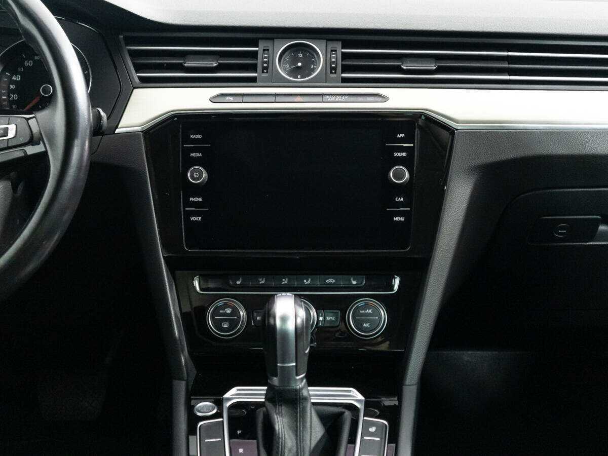 Купить Volkswagen Passat DSG7, 2017, 210 270 км, фото №14