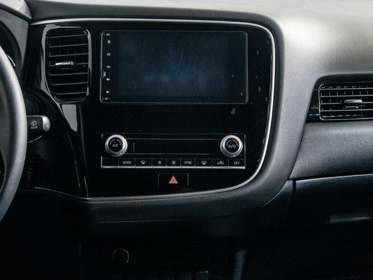 Купить Mitsubishi Outlander, 2020, 45 741 км, фото №13