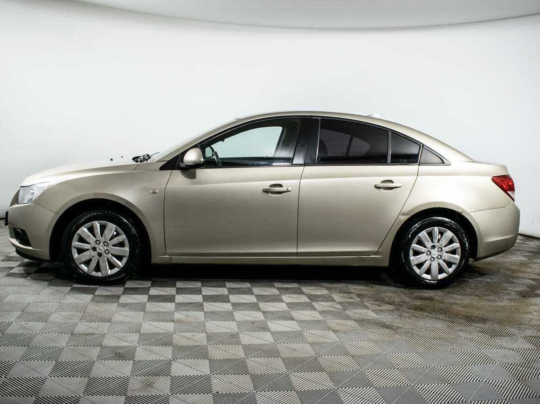 Купить Chevrolet Cruze, 2010, 203 629 км, фото №8