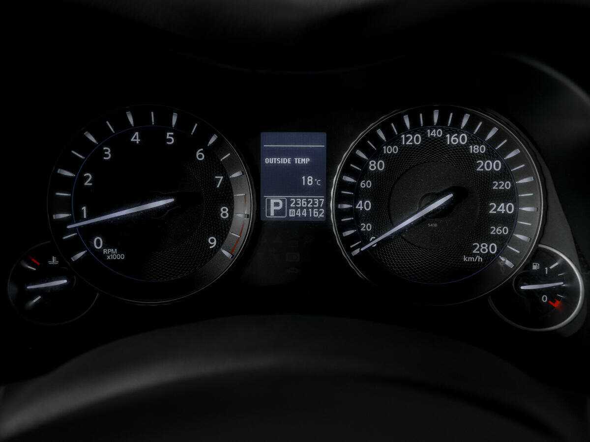 Купить Infiniti M37, 2011, 236 236 км, фото №11