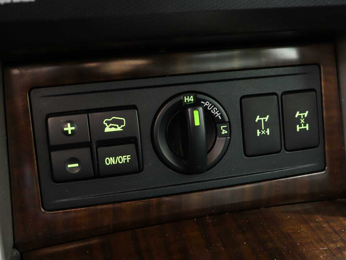 Купить Toyota Land Cruiser Prado, 2011, 351 501 км, фото №9