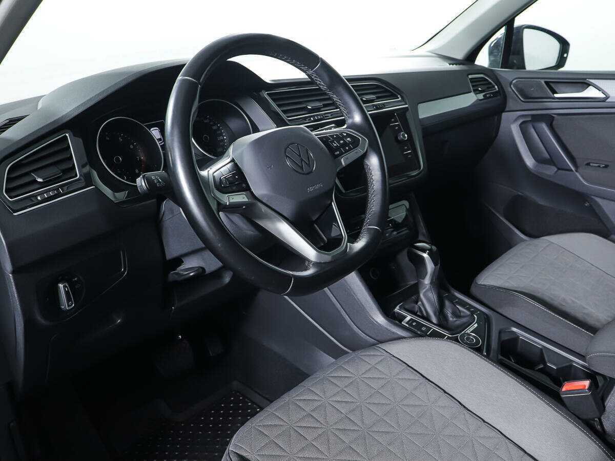 Купить Volkswagen Tiguan, 2021, 70 879 км, фото №12