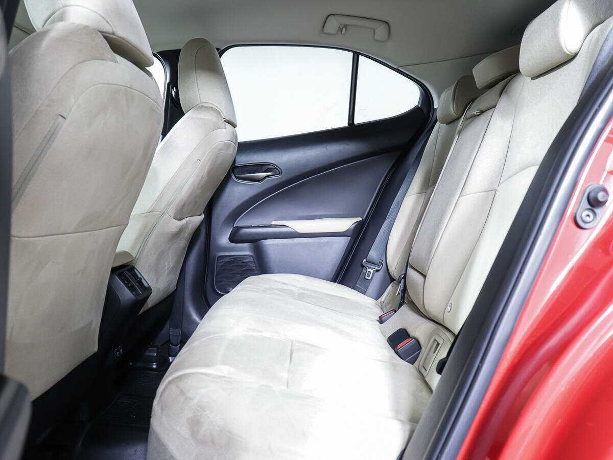 Купить Lexus UX 200, 2019, 100 349 км, фото №8