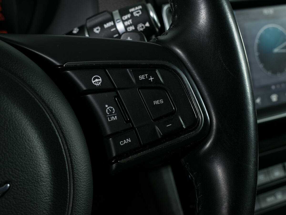 Купить Jaguar F-Pace, 2016, 137 000 км, фото №16