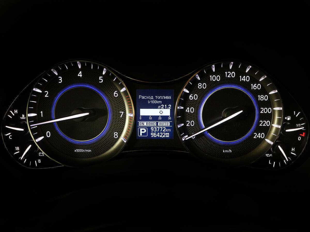 Купить Infiniti QX80, 2018, 90 000 км, фото №11