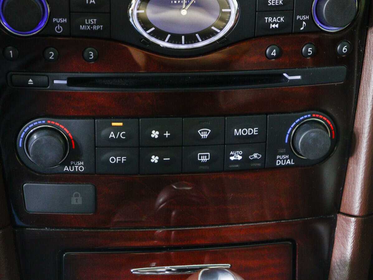 Купить Infiniti QX50, 2014, 120 766 км, фото №16