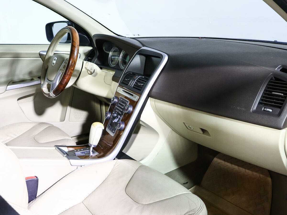 Купить Volvo XC60, 2011, 231 000 км, фото №9