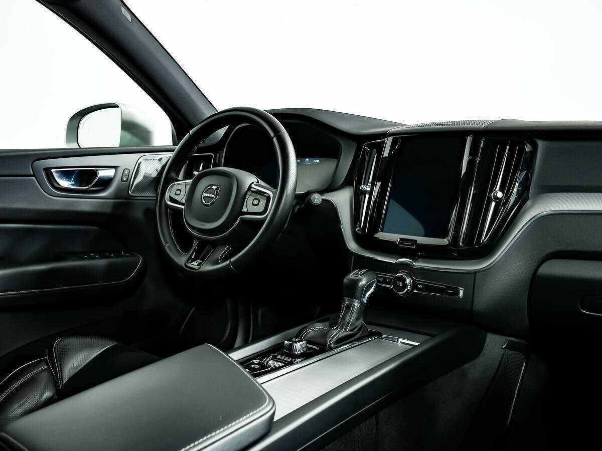 Купить Volvo XC60, 2019, 131 098 км, фото №9