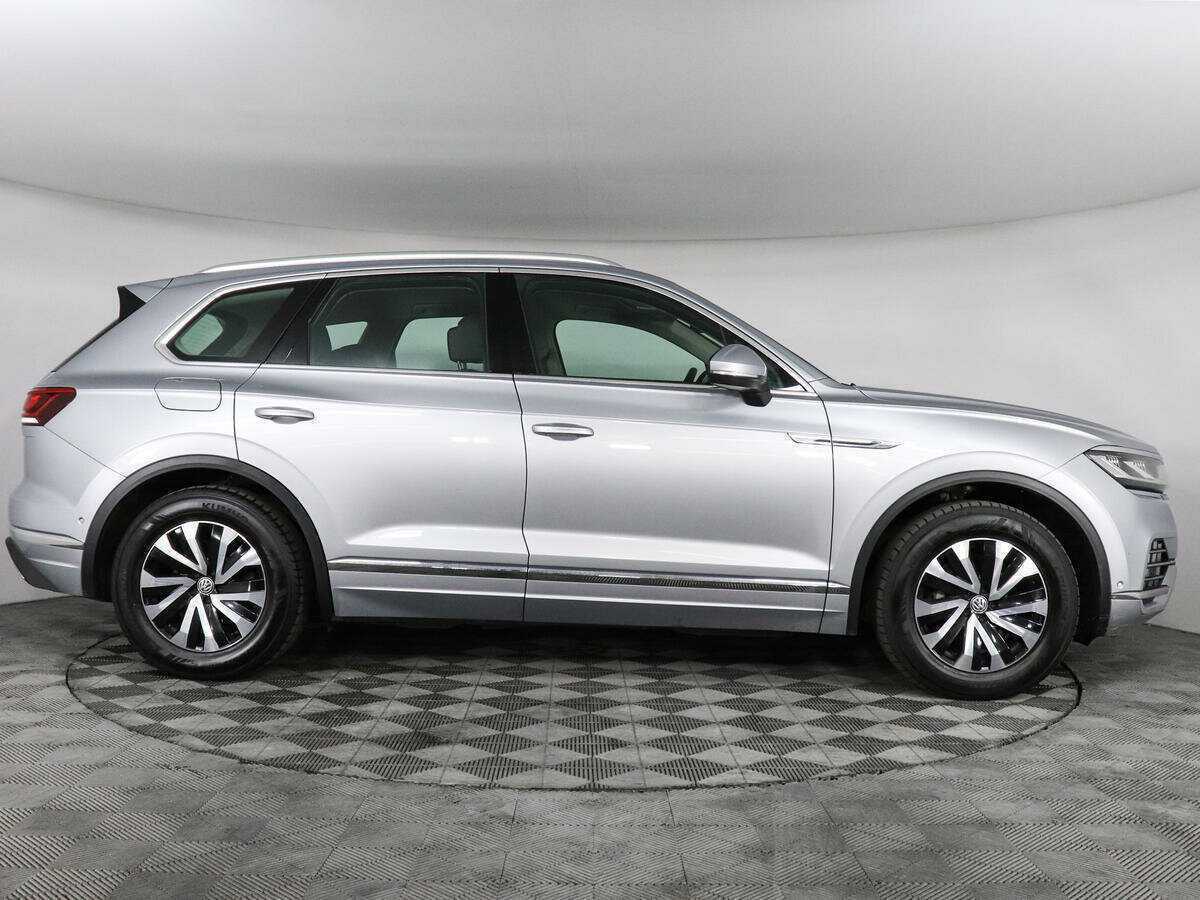 Купить Volkswagen Touareg, 2020, 162 090 км, фото №4