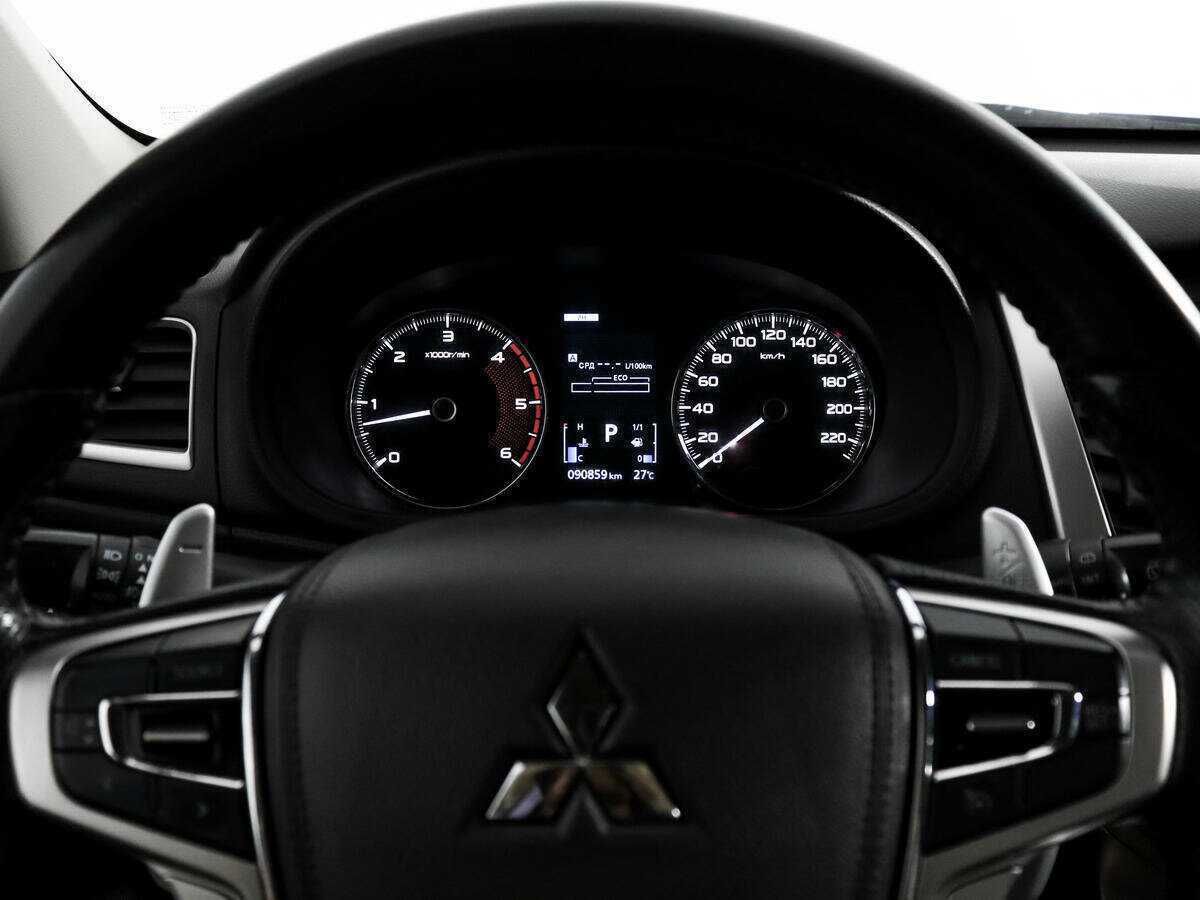 Купить Mitsubishi Pajero Sport, 2017, 90 735 км, фото №19