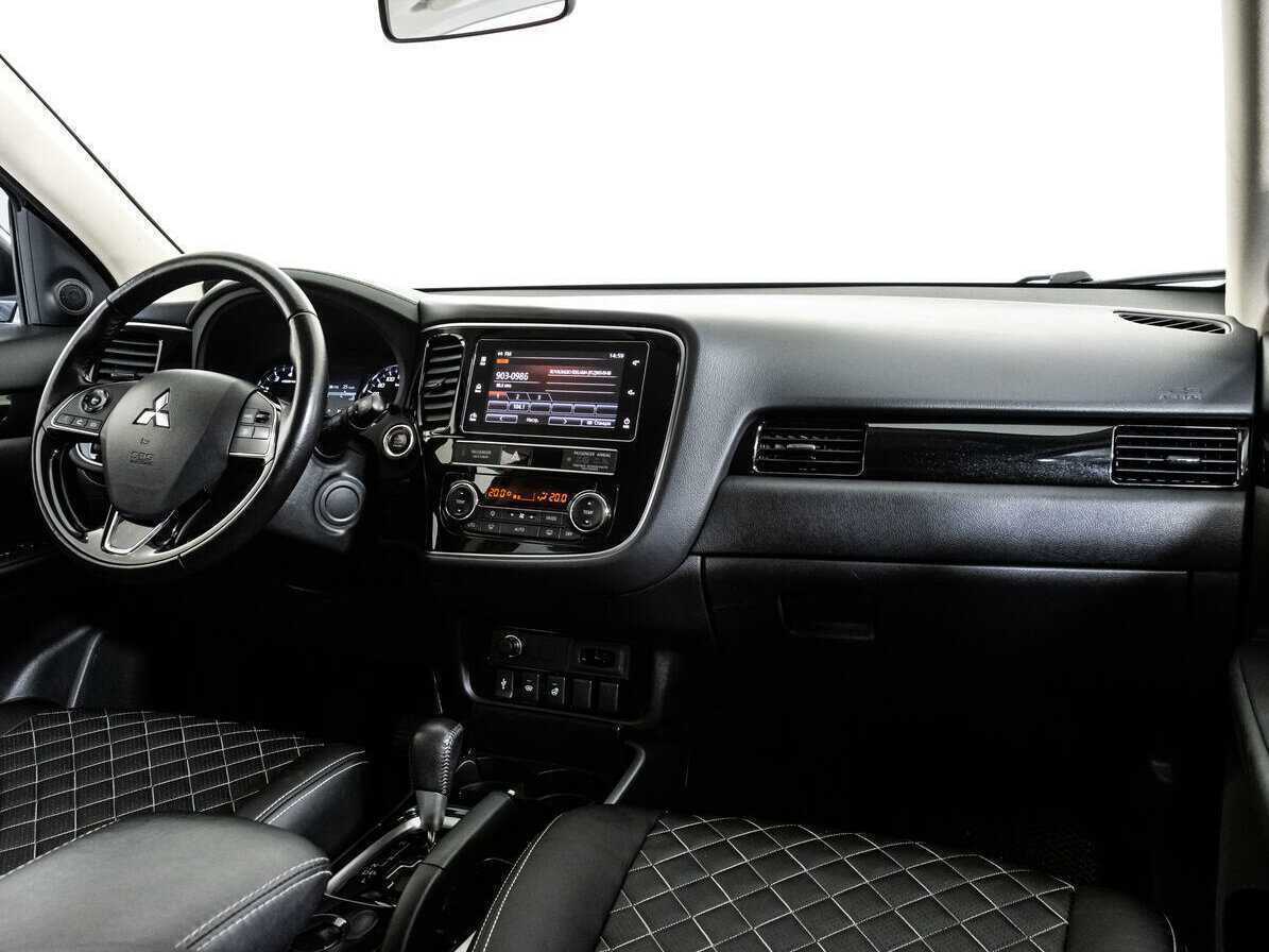 Купить Mitsubishi Outlander, 2020, 105 652 км, фото №9