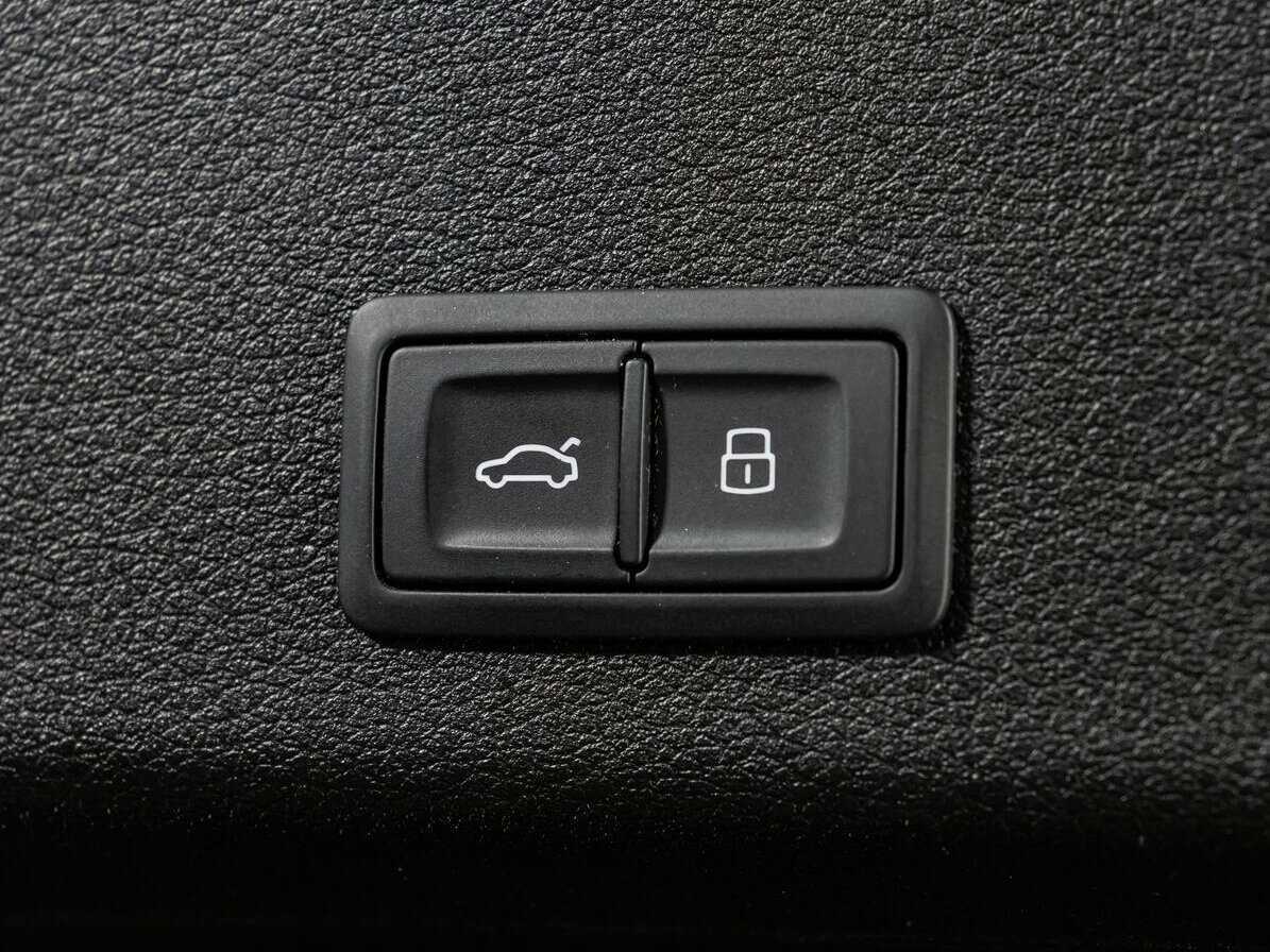 Купить Audi e-tron 55, 2019, 62 640 км, фото №22